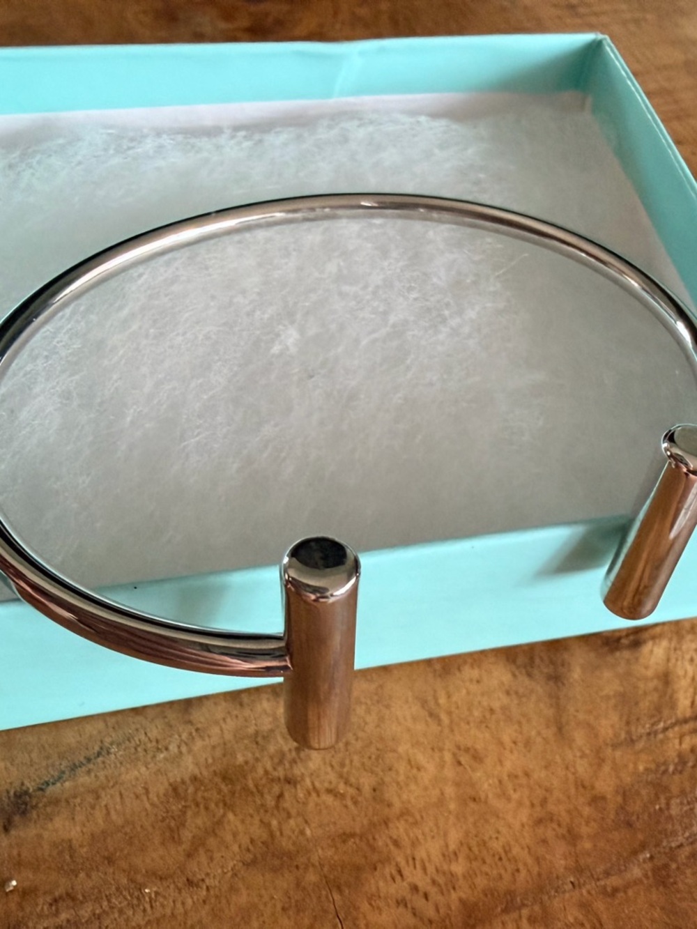 Park Lane Tori Bracelet - Sleek Modern Bangle